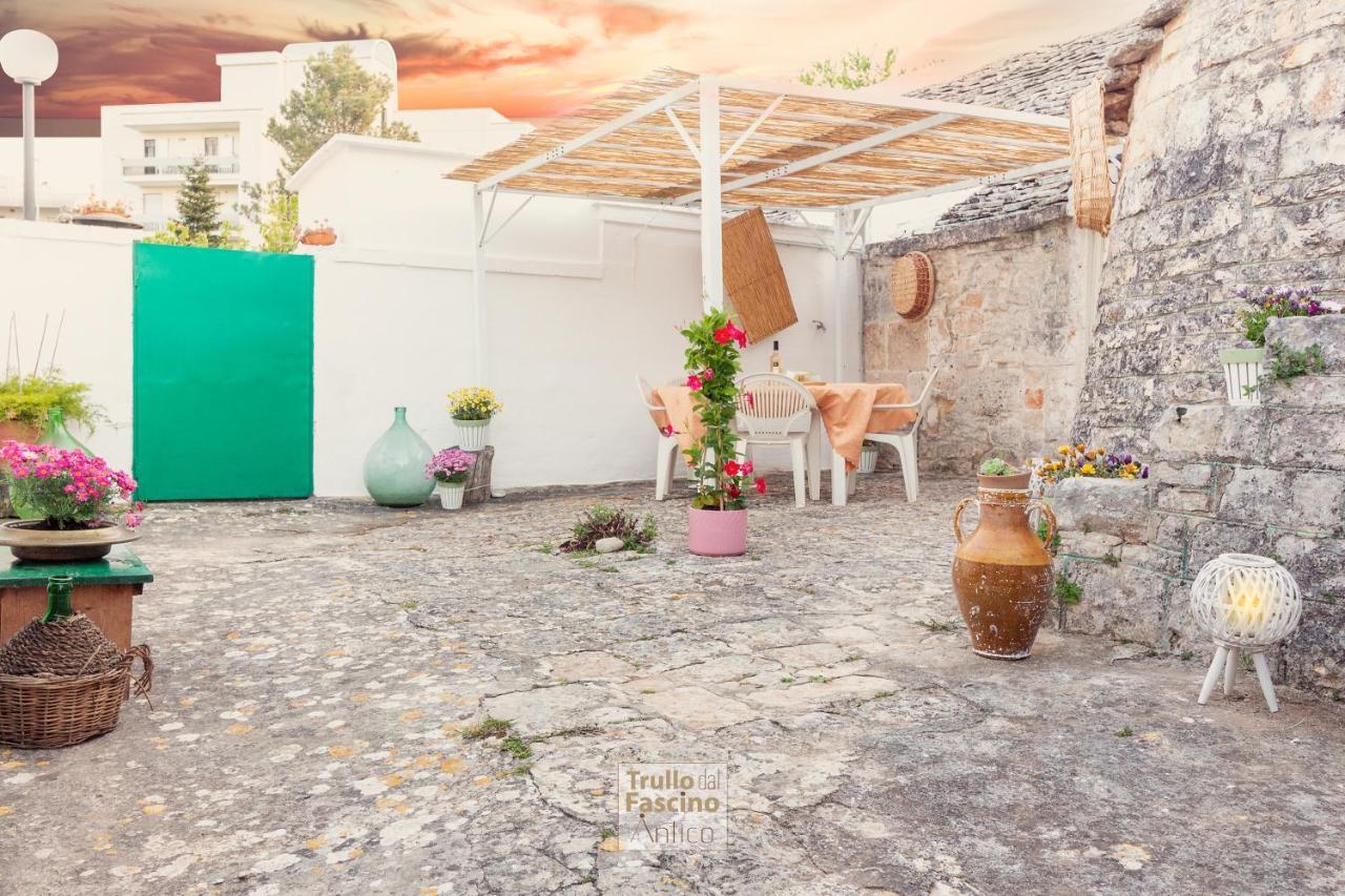ロコロトンド Trullo Dal Fascino Anticoヴィラ エクステリア 写真