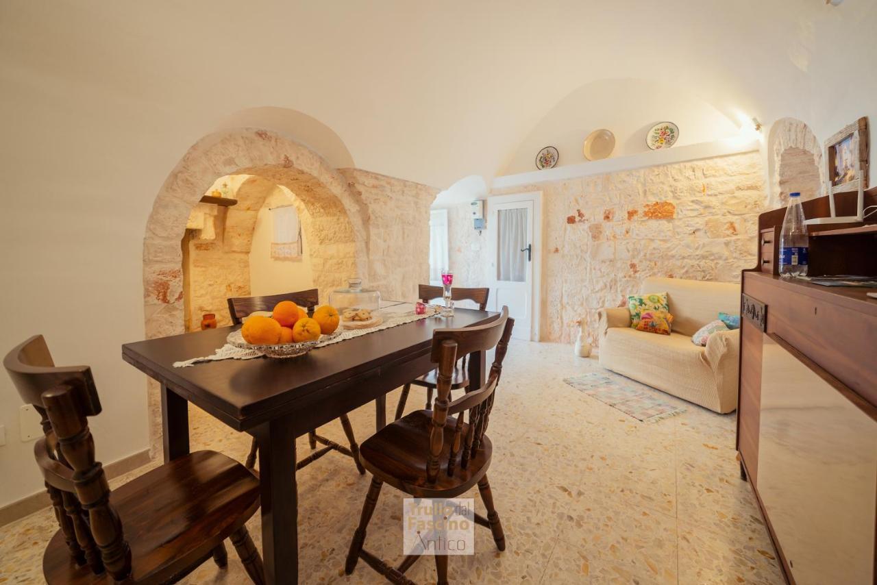 ロコロトンド Trullo Dal Fascino Anticoヴィラ エクステリア 写真