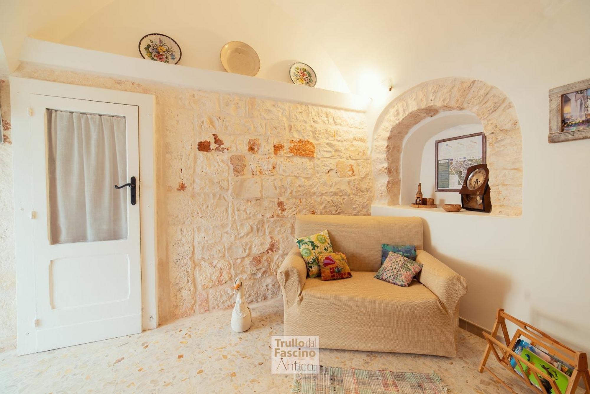 ロコロトンド Trullo Dal Fascino Anticoヴィラ エクステリア 写真