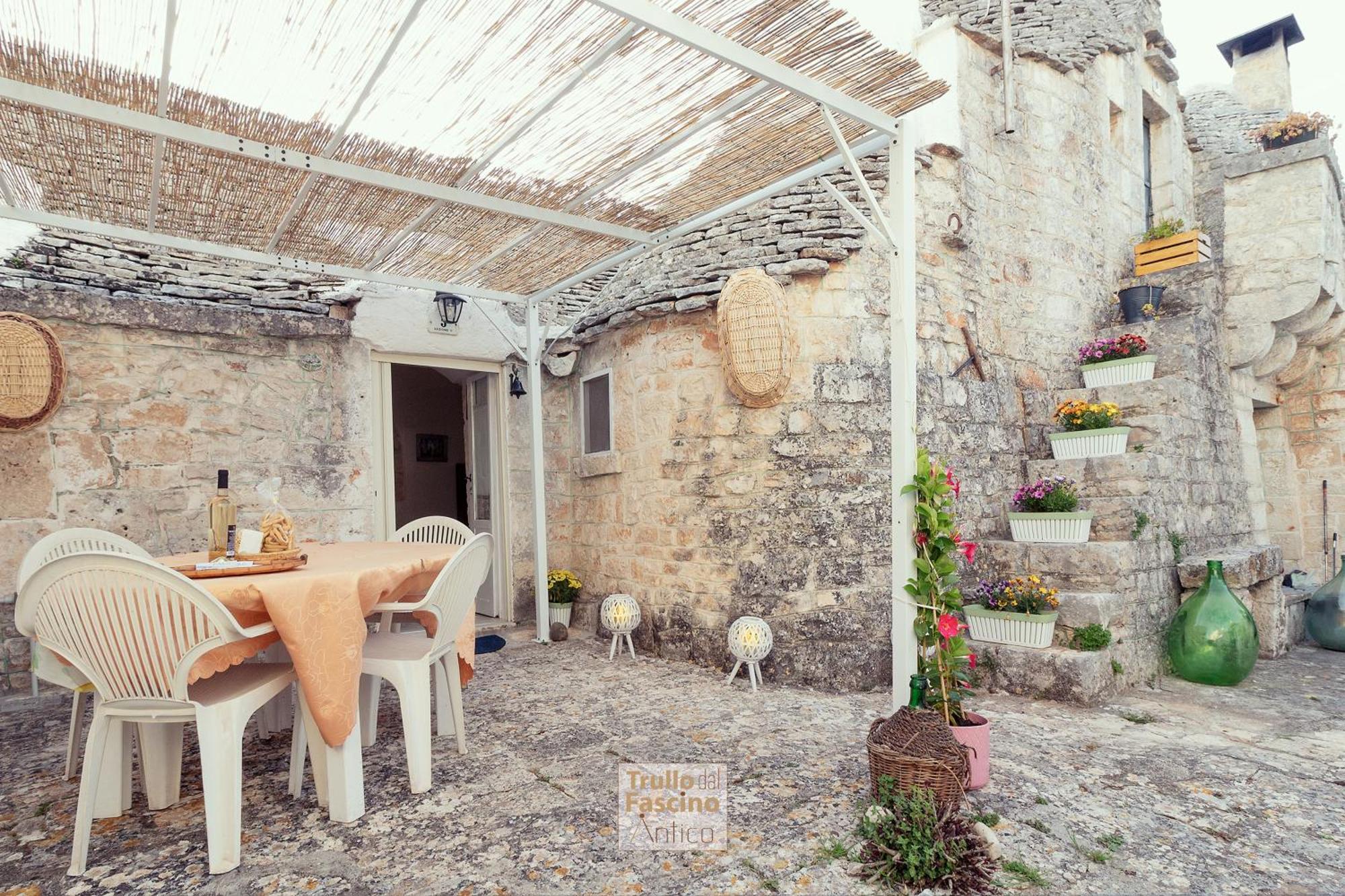 ロコロトンド Trullo Dal Fascino Anticoヴィラ エクステリア 写真